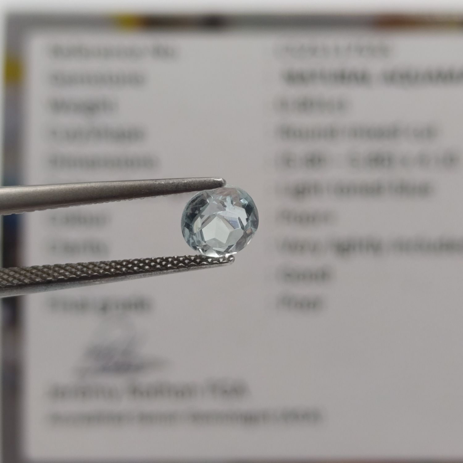 Round mixed Natural Aquamarine of 0,801ct with GEMLAB certificate