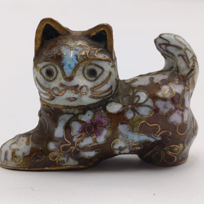 Vintage cloisonne cat figurine