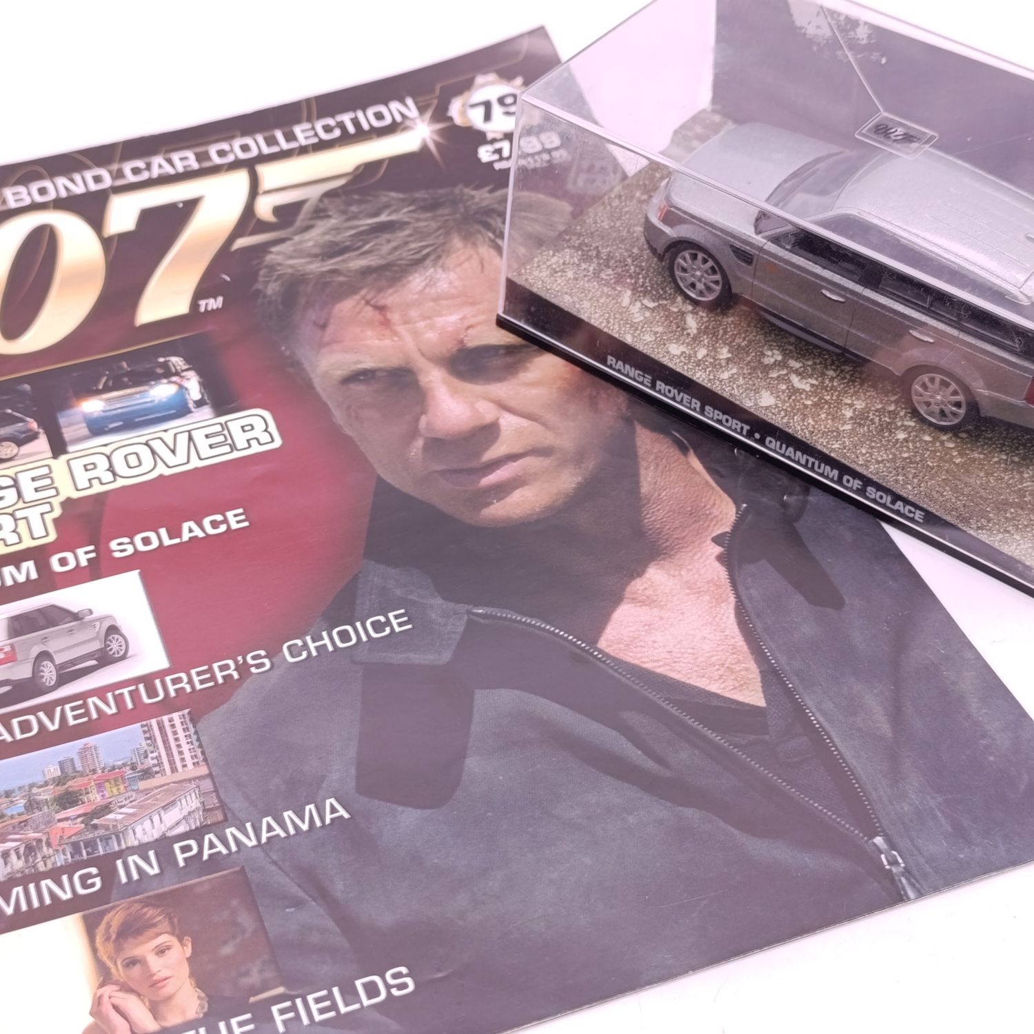 James Bond 007 Range Rover Sport model car with booklet - Quantum of scale - case cracked