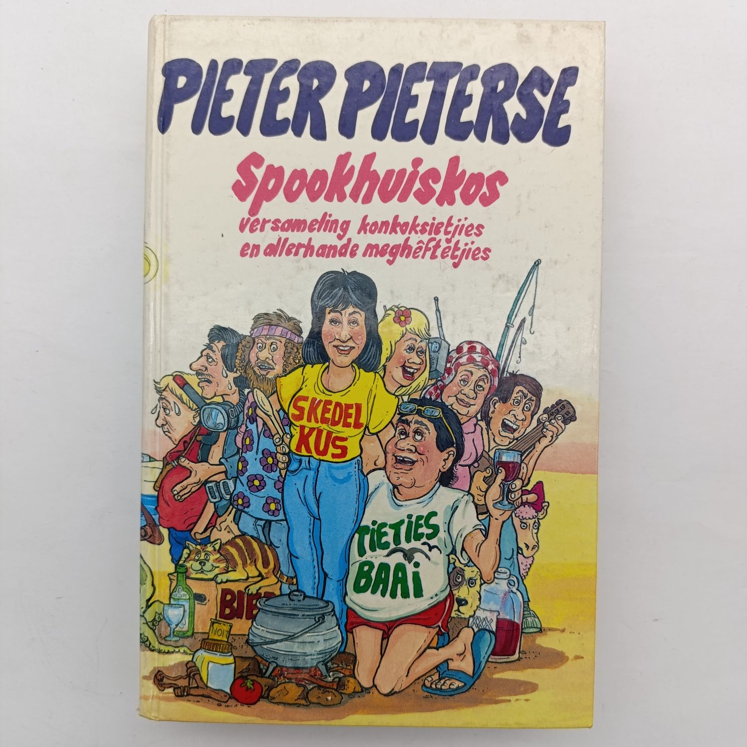 Spookhuiskos - versameling konkoksietjies en allerhande megheftertjies by Pieter Pieterse