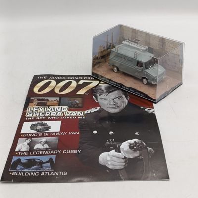 James Bond 007 Leyland Sherpa van model car with booklet - The Spy who loved me