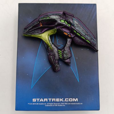 Star Track Voyager Void ship figurine in box