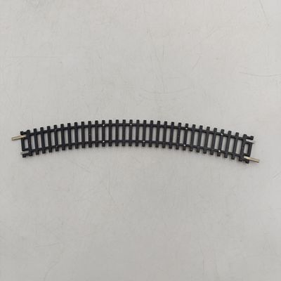 Lot of 25 HO scale curved railway tracks - various brands
