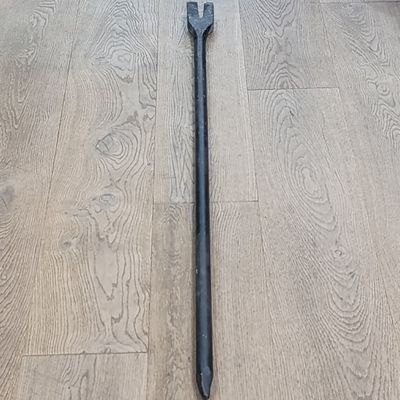 Antique SA Railways spike puller - marked SAR/SAS - length 153cm