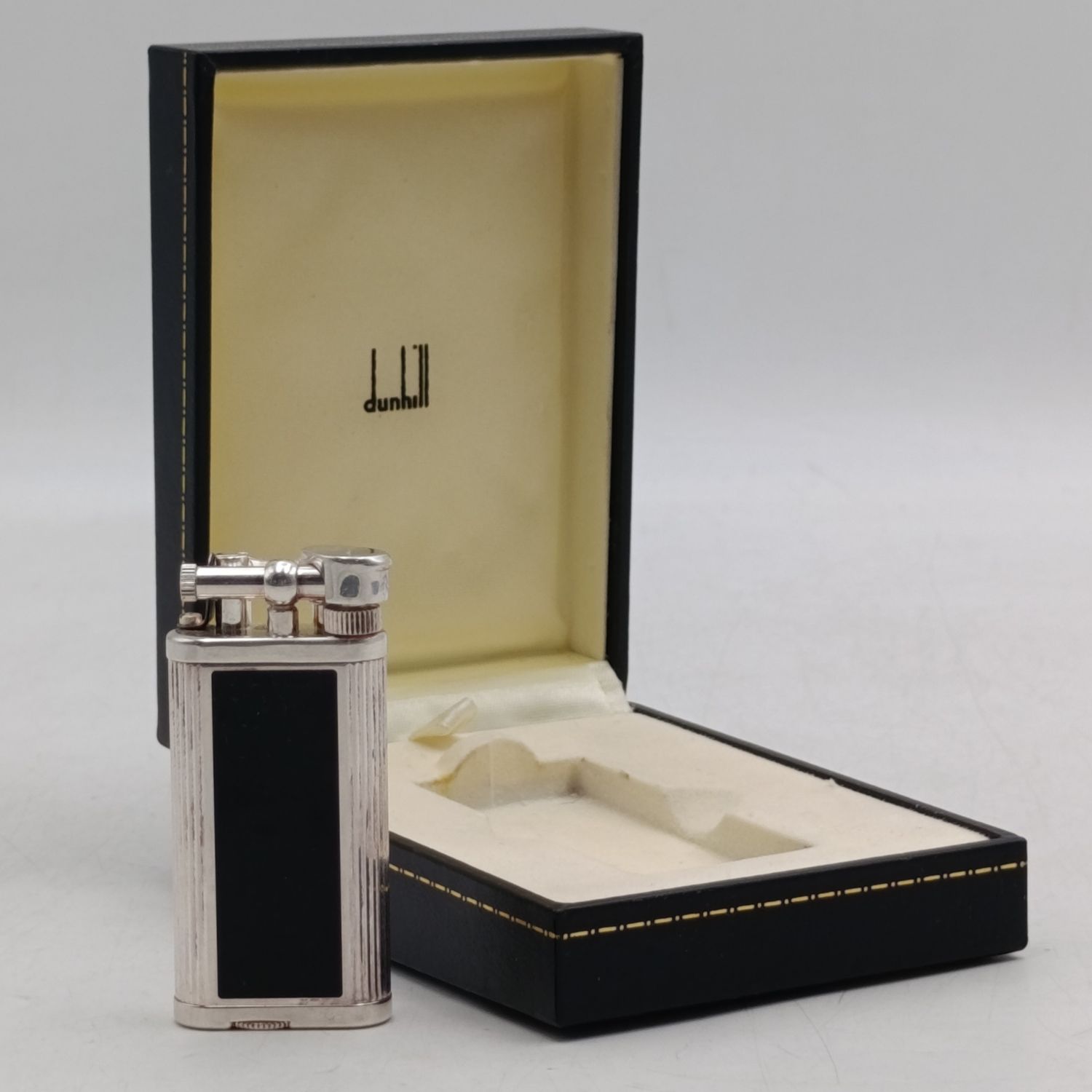 Dunhill Unique lighter in original box - working