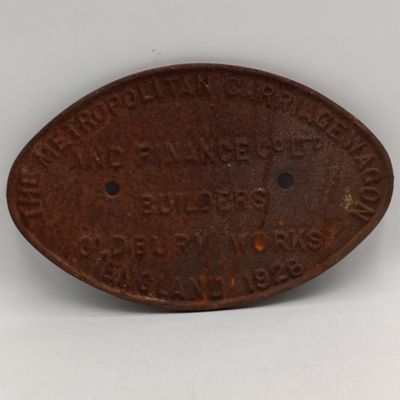 1928 The Metropolitan carriage wagon and Finance Co. Builders cast iron plate