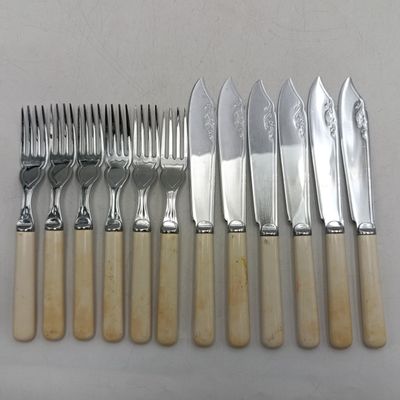 Set of 6 Fish knives and forks