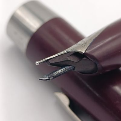 Vintage Shaeffer's foundation pen with PdAg ( Palladium and silver ) nib