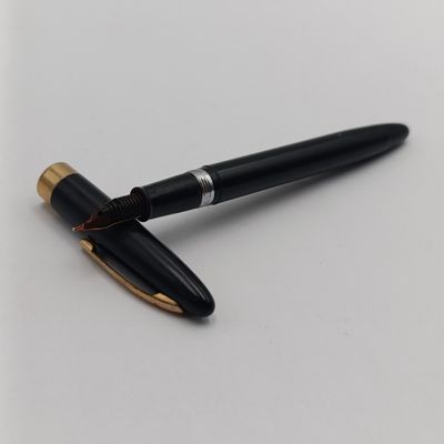 Vintage Shaeffer's foundation pen with 14kt gold nib