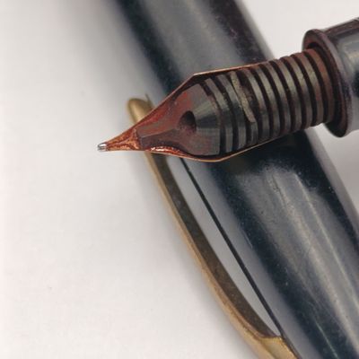 Vintage Shaeffer's foundation pen with 14kt gold nib