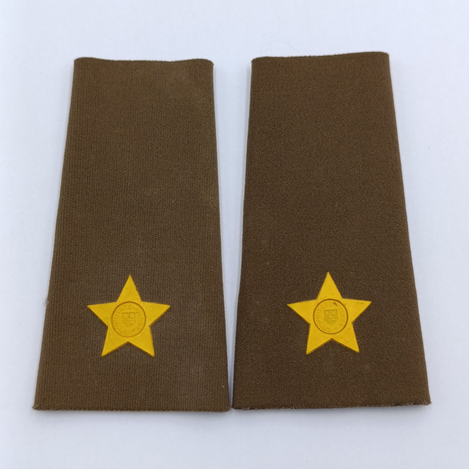 Pair of SADF second Leiutenant rank epaulettes