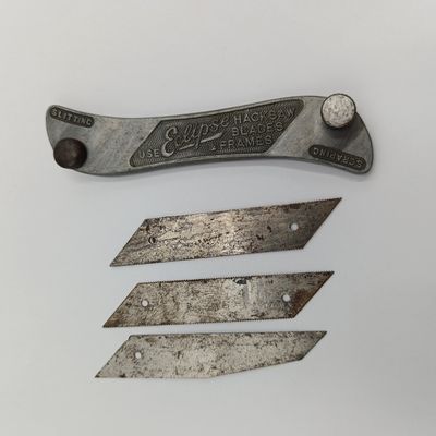 Vintage Eclipse 4S Multi-tool with 3 blades