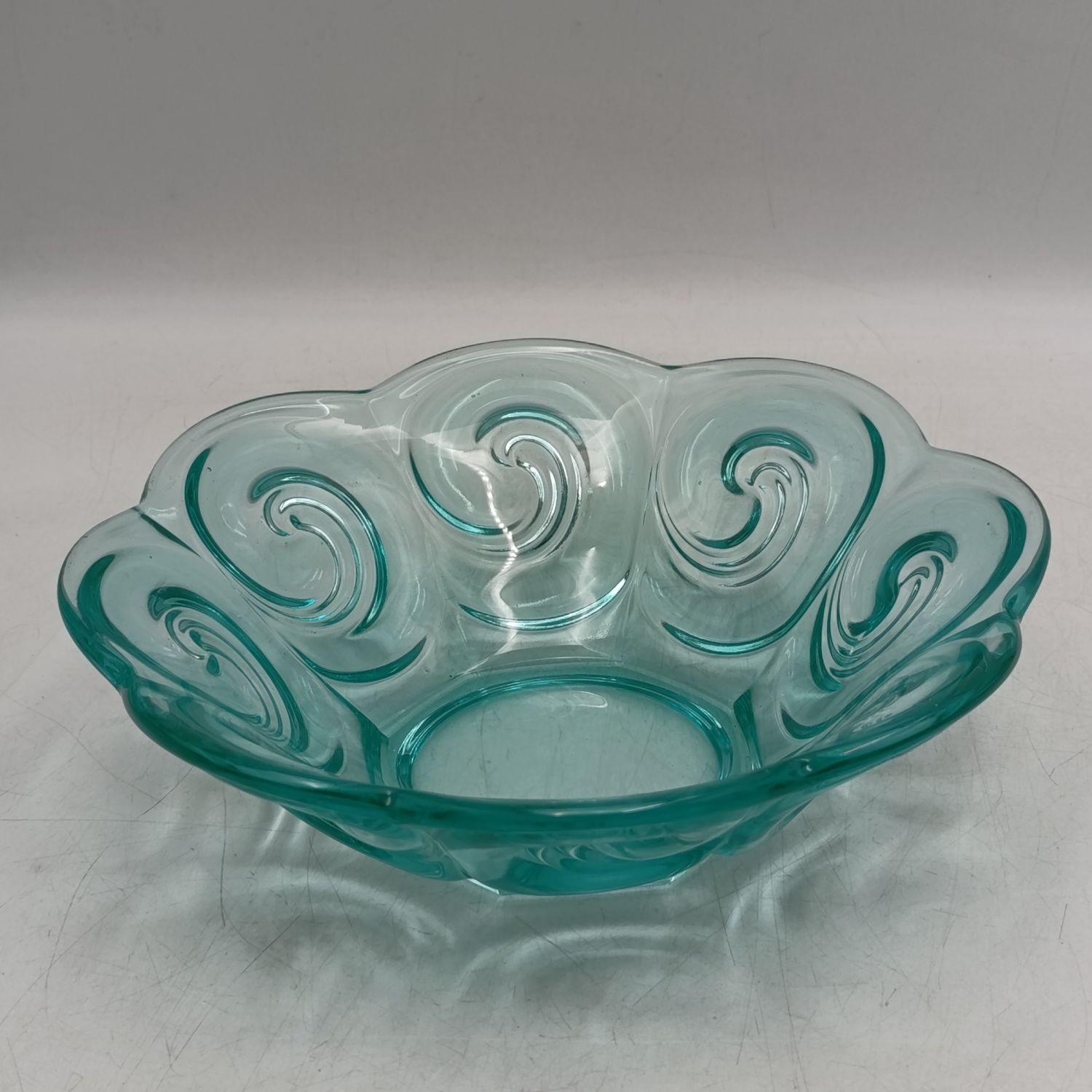 Vintage Uranium glass bowl - 25cm diameter