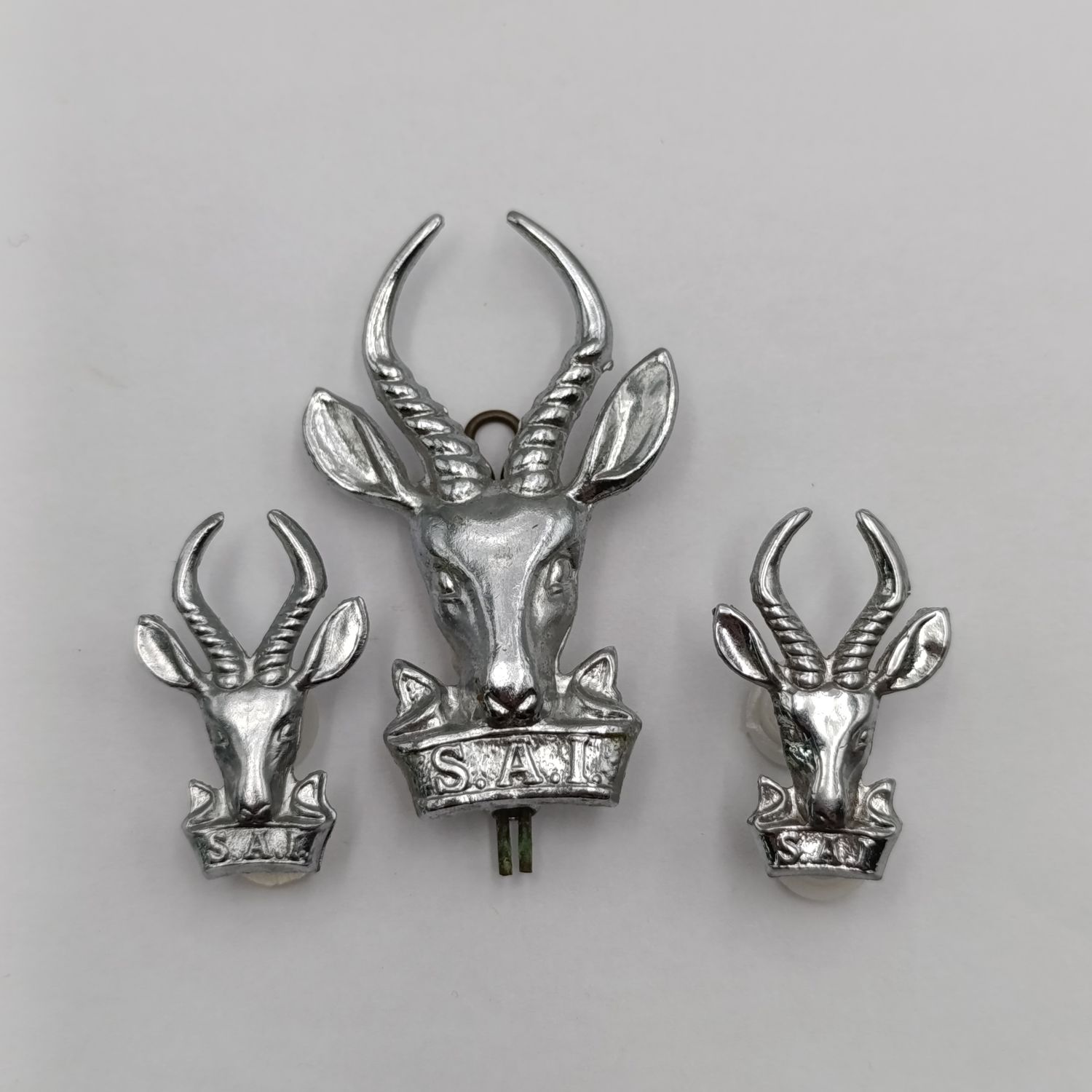 SA Infantry cap and collar badges set