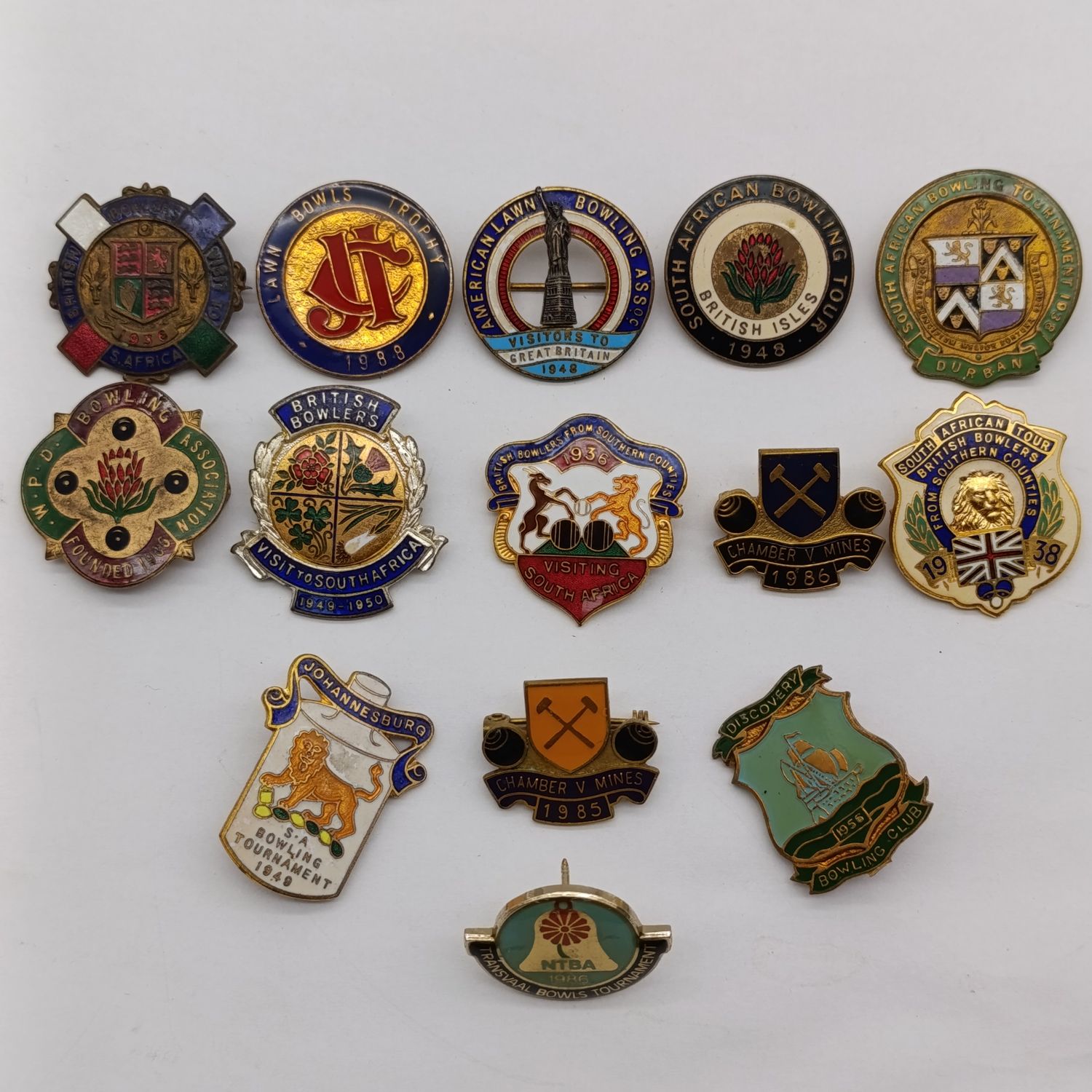 Lot of 14 bowling badges - 1936 and later