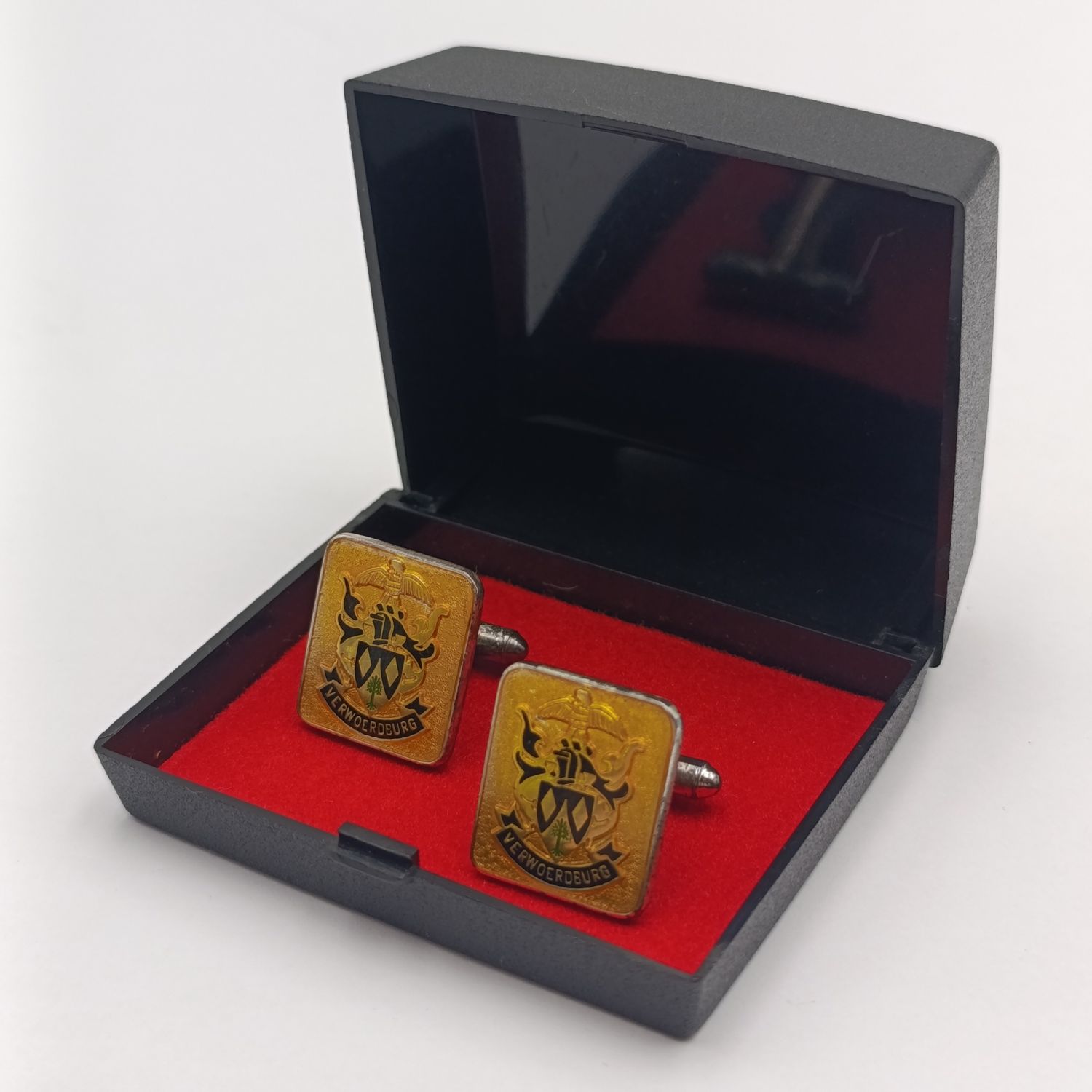 Vintage Pair of Verwoerdburg cufflinks