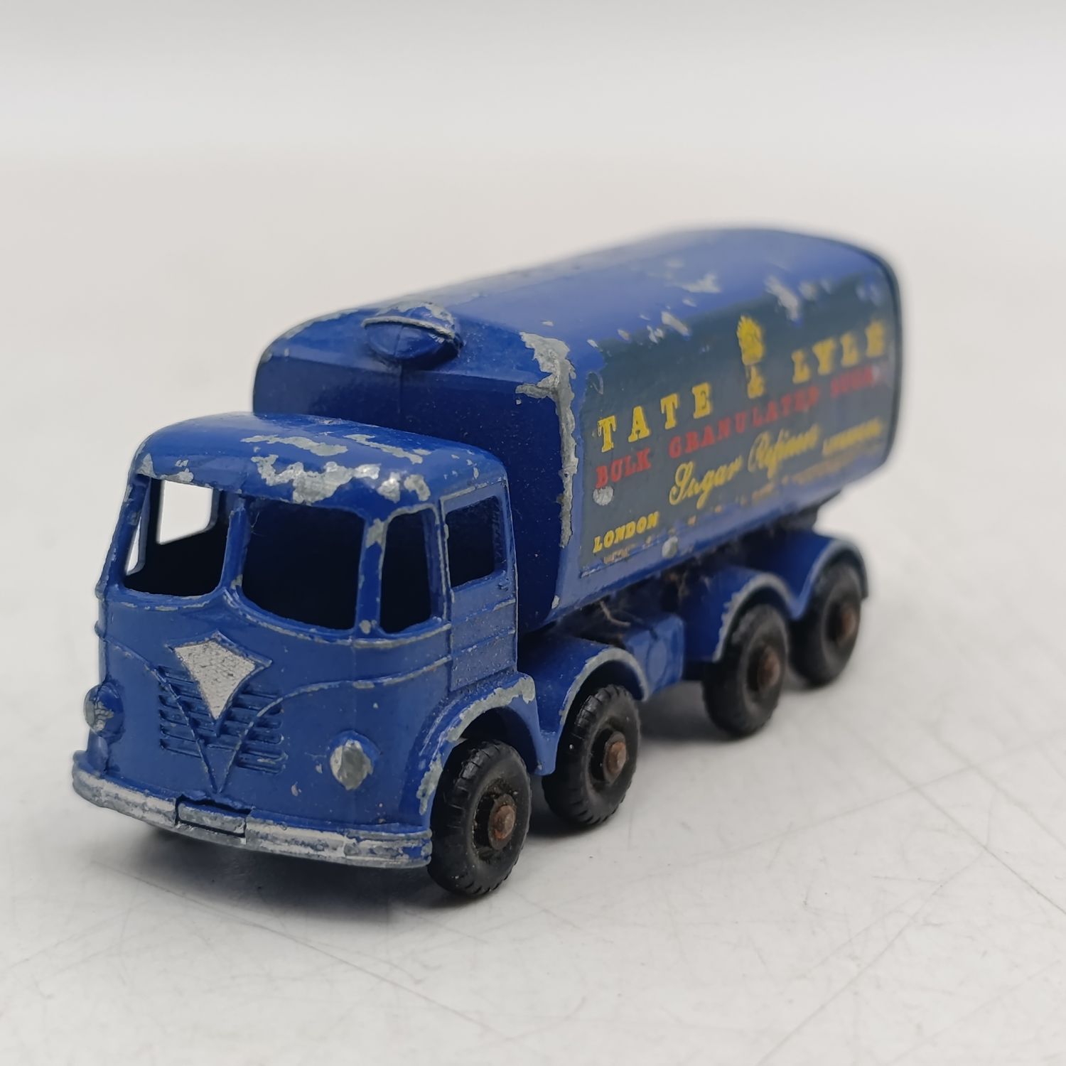 Lesney Matchbox #10 Foden 15 ton sugar container truck