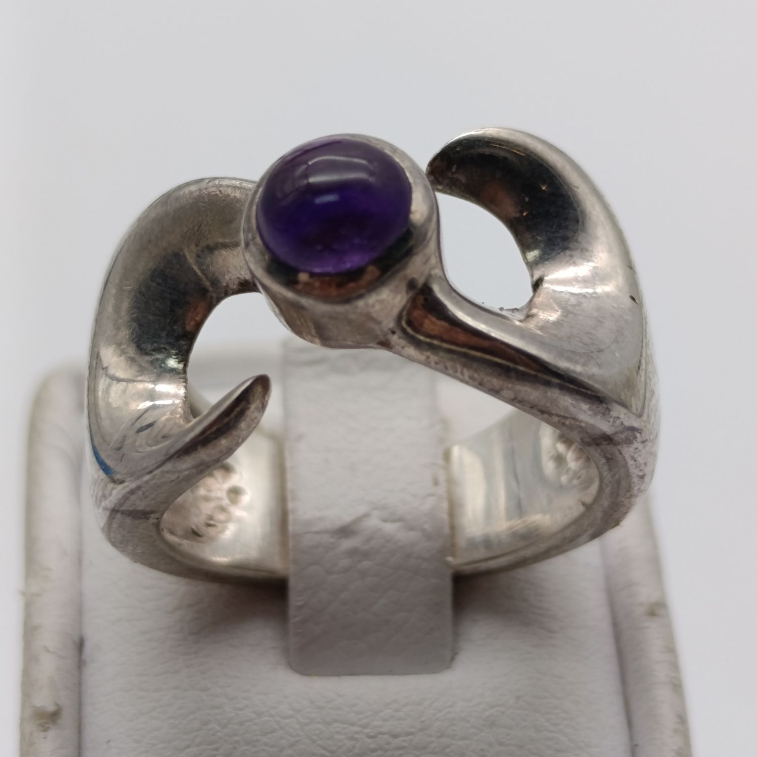 Vintage sterling silver ring with cabochon amethyst - weight 11,2g - size M1/2