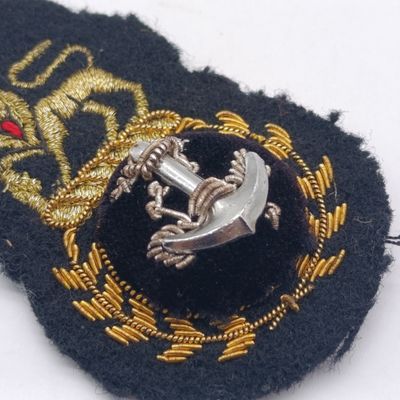 SA Navy chief petty officer cap badge
