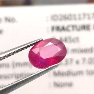 Oval Mixed Fracture Filled Ruby of 3,445ct with GEMLAB certificate