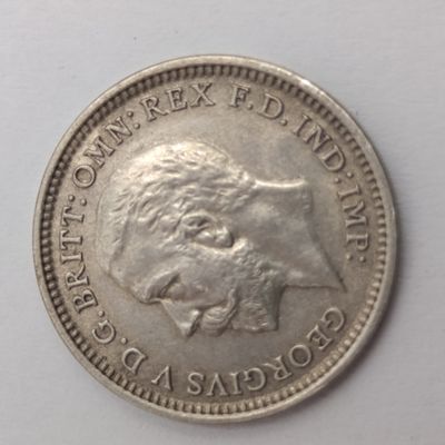 Great Britian 1935 three pence AU