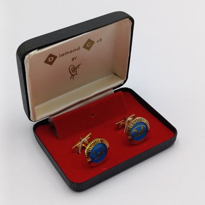 Pair of vintage Volkskas Bank Arbeidsaamheid cufflinks
