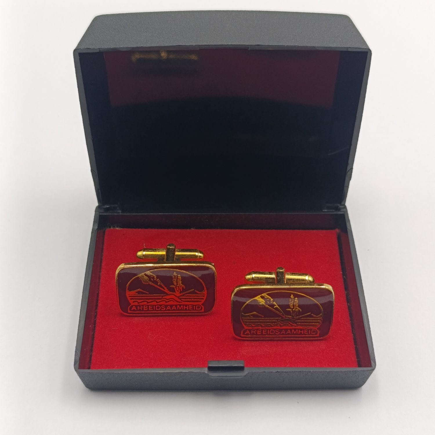 Pair of Vintage Volkskas Bank Arbeidsaamheid cufflinks