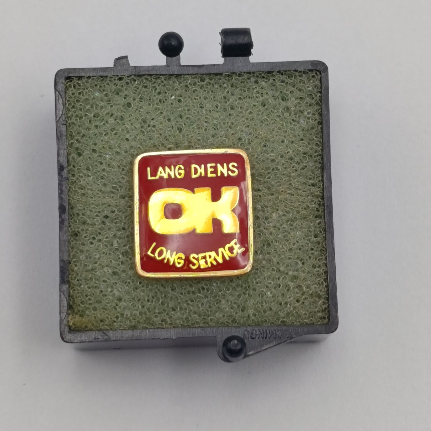 Vintage OK bazaars Long service pin badge