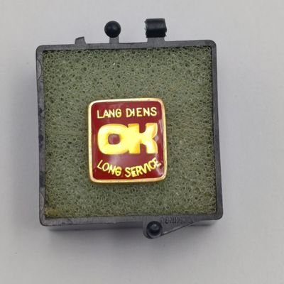 Vintage OK bazaars Long service pin badge