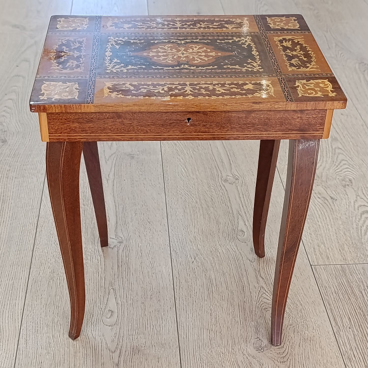 Vintage wooden mini table jewellery box with musical tune - working