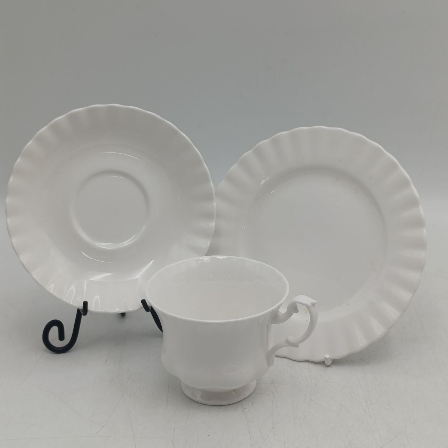 Vintage Royal Albert reverie porcelain trio - Cup, Saucer and sideplate