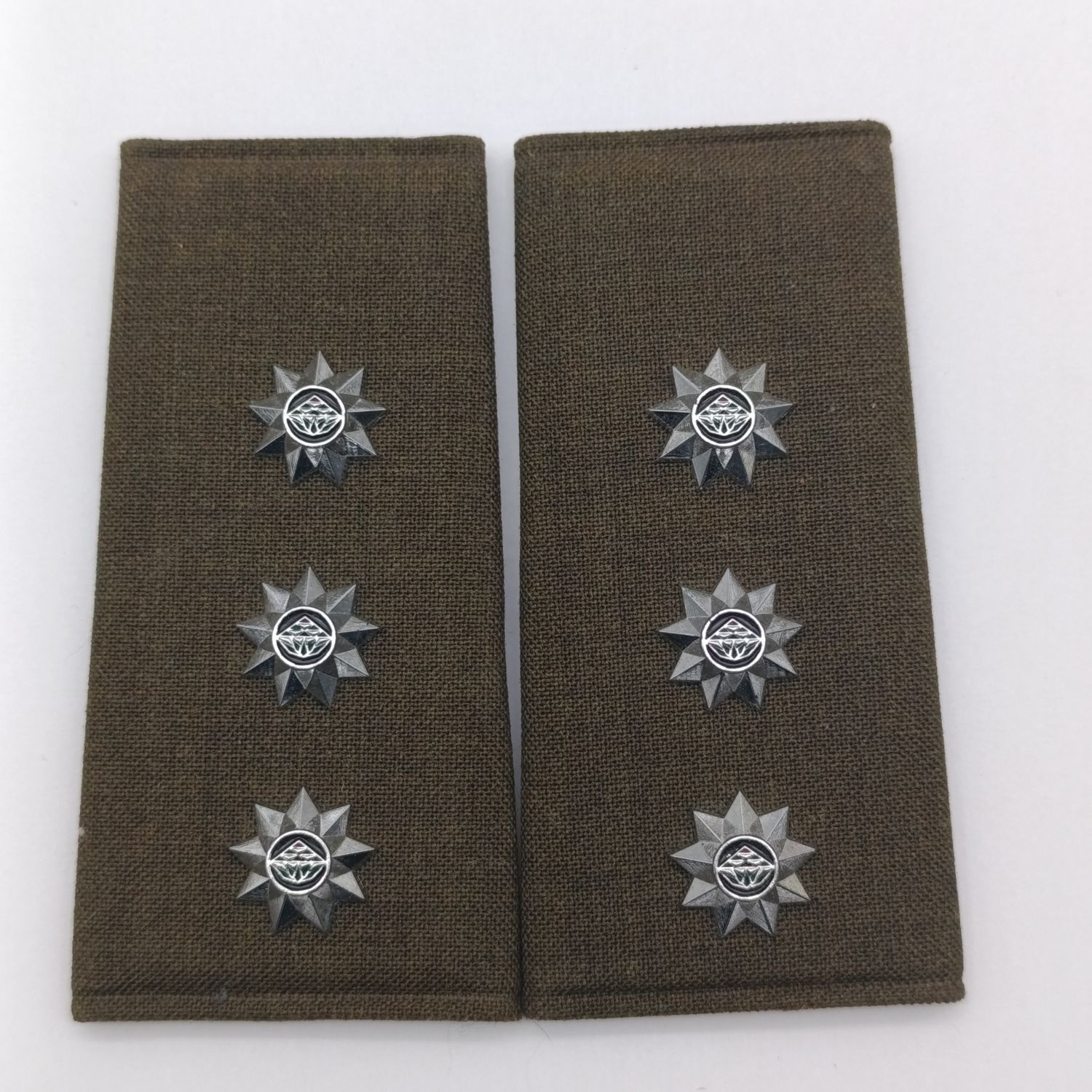 Pair of SA Army captain rank epaulettes