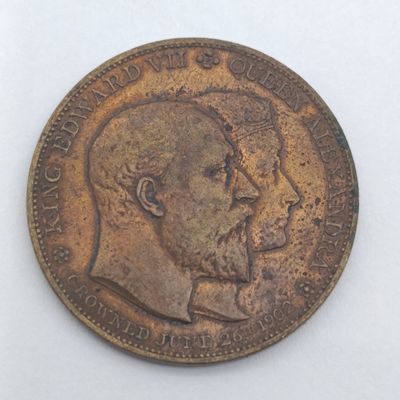 1902 Coronation of Edward 7 medallion - excellent condition