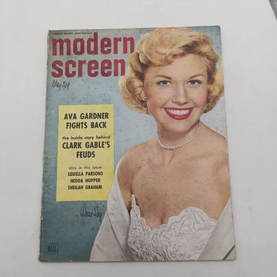 Vintage Modern Screen magazine - Doris Day - May 1952