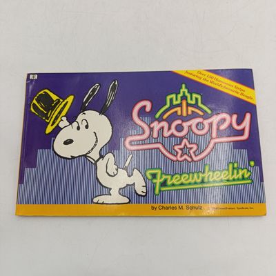 Snoopy - Freewheelin' cartoon book by Charles M Schultz