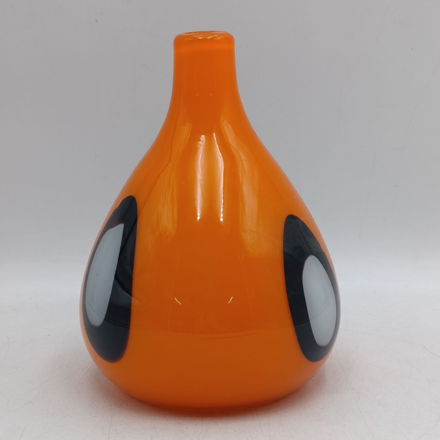 Vintage Murano glass midnight vase