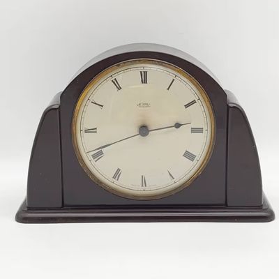 Vintage Metamec Electric mantle clock with bakelite case - not working