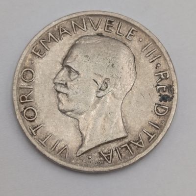 Italy 1926 silver 5 Lira XF