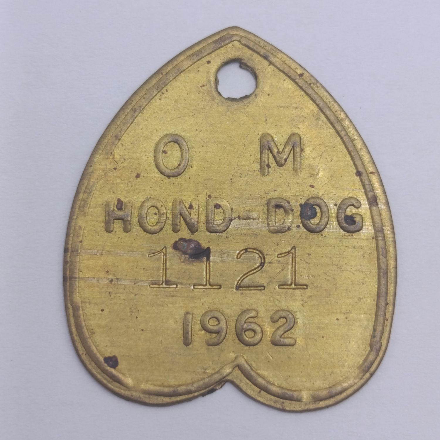 1962 heart shaped dog license OM 1121