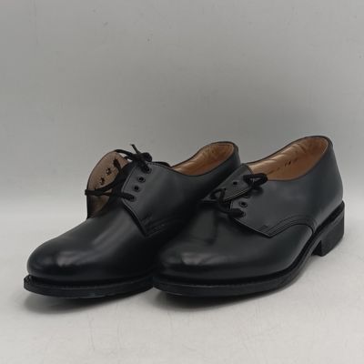 Pair of SA Navy black leather shoes for winter uniform - size 7 - unused