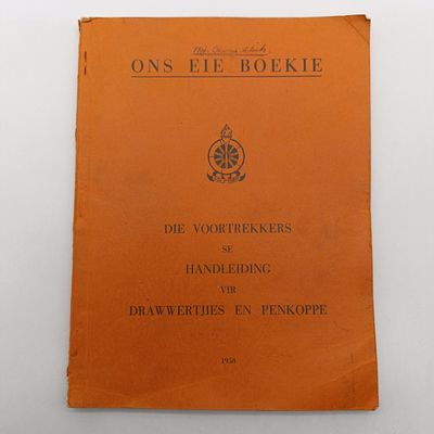 Die Voortrekkers se handleiding vir drawwertjies en penkoppe 1958 - Africana Book