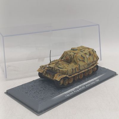 WW2 Panzerjager Tiger Elefant combat tank model - 1944 Anzio (Italy )