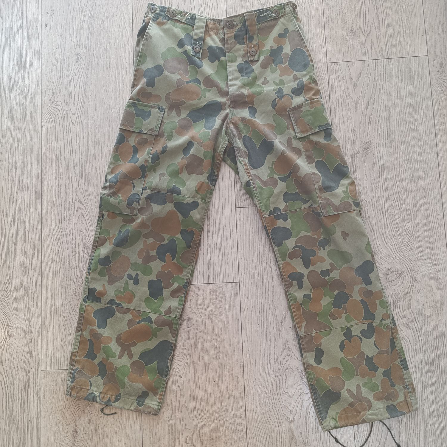 Australian Army camo ''Bunny Camo'' combat trousers - size 33