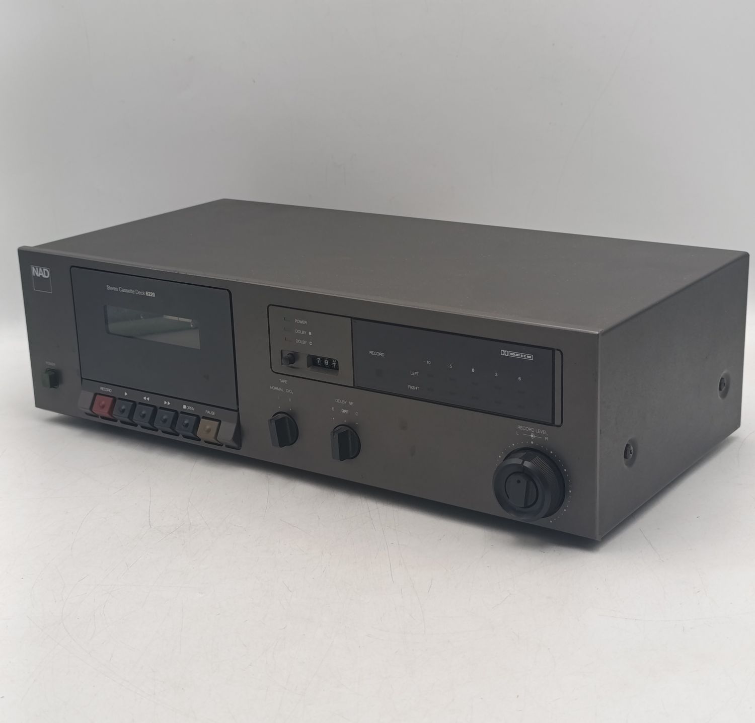 NAD 6220 Stereo cassette deck player - working - 15W - serial A80831861
