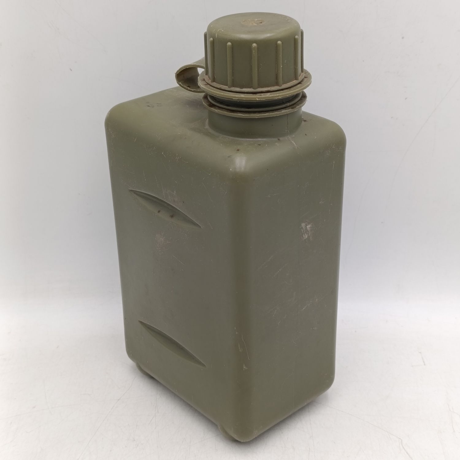 SADf 2 litre plastic water bottle - no pouch