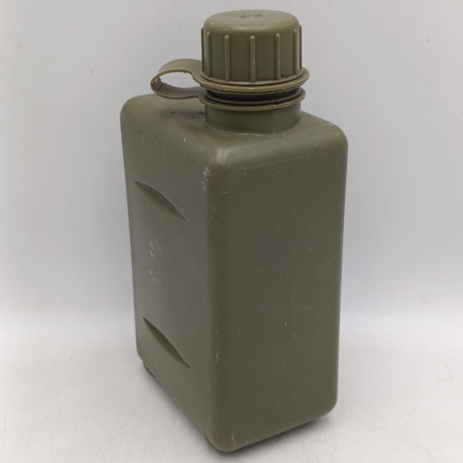 SADf 2 litre plastic water bottle - no pouch
