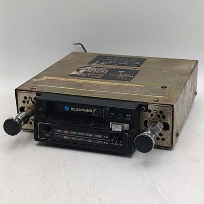 Vintage Blaupunkt Model CRF-152 Car tape deck player and radio - not tested