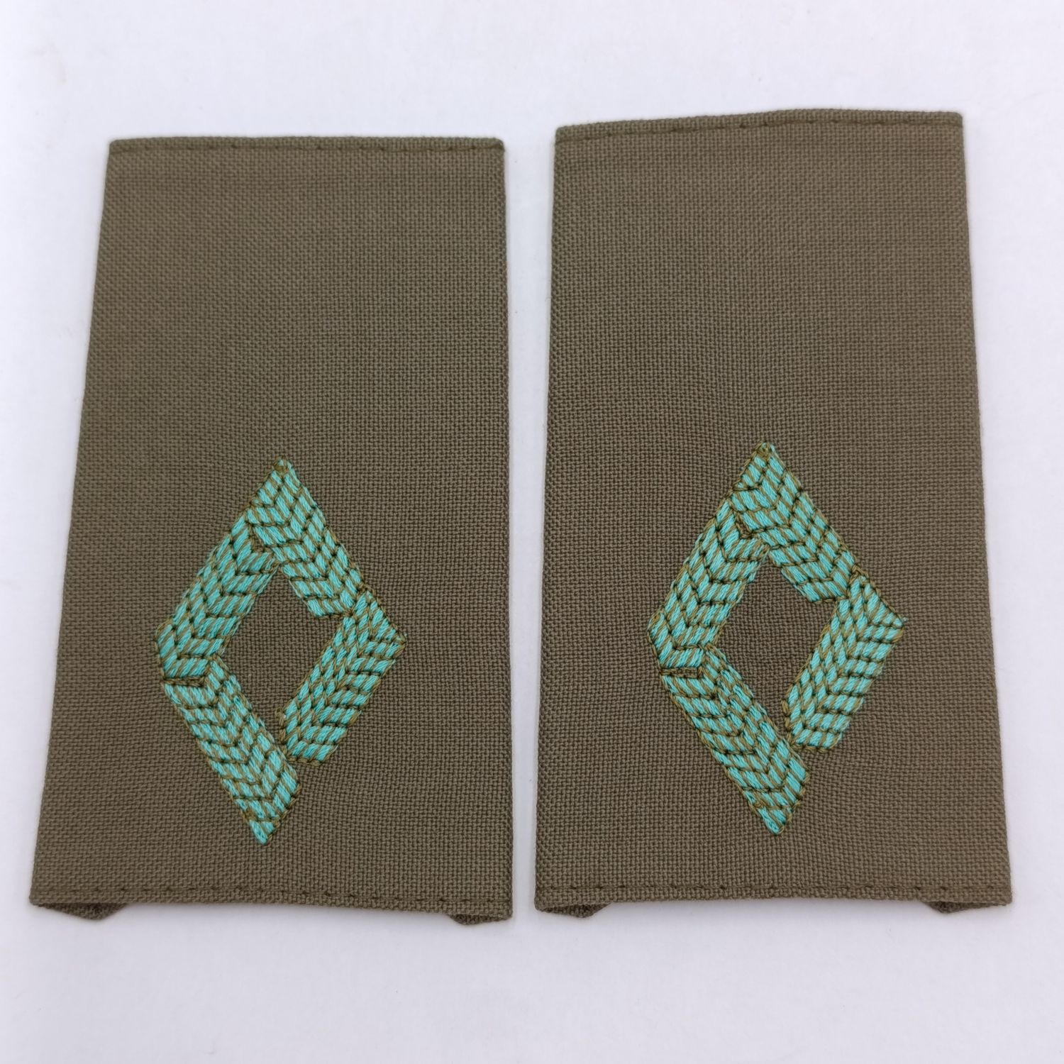 Pair of Australian Army cadet under officer rank epaulettes