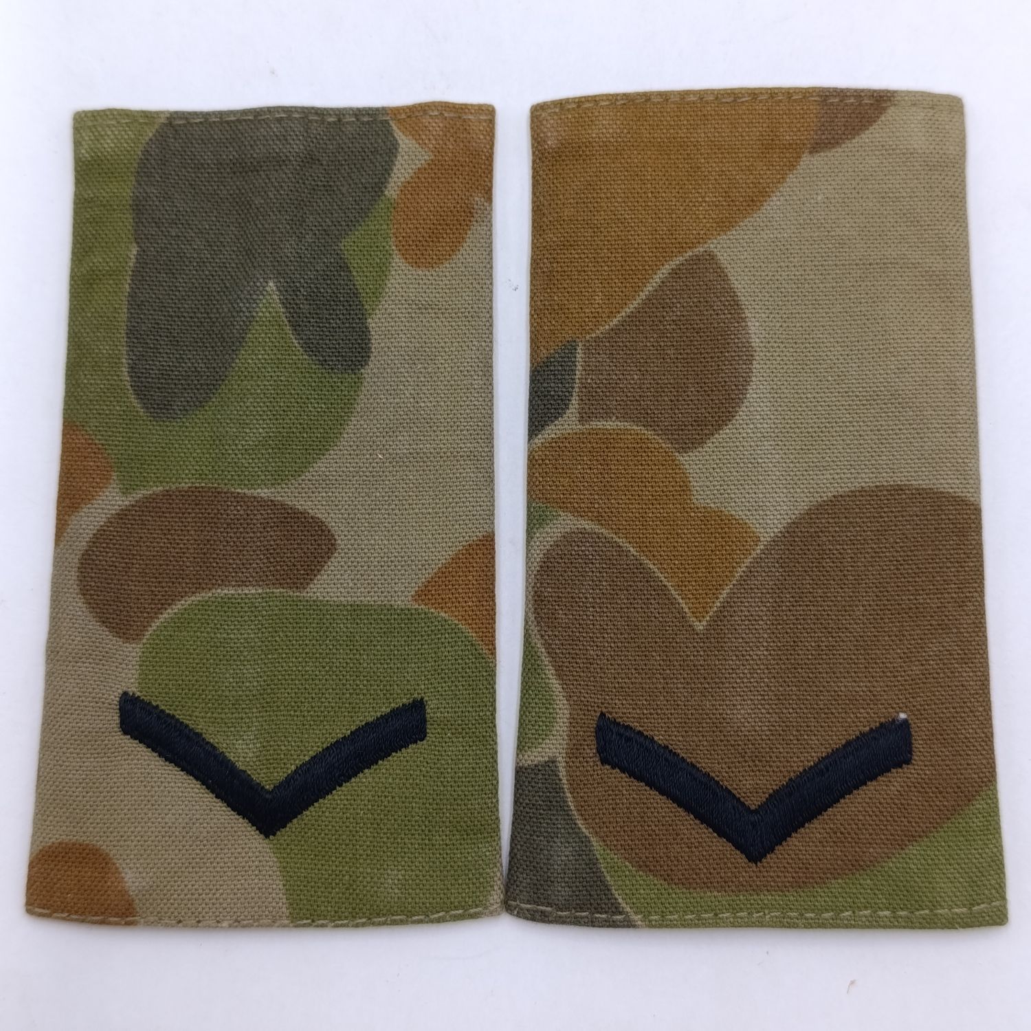 Pair of Australian Army lance corporal camo rank epaulettes
