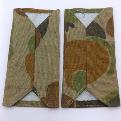 Pair of Australian Army lance corporal camo rank epaulettes